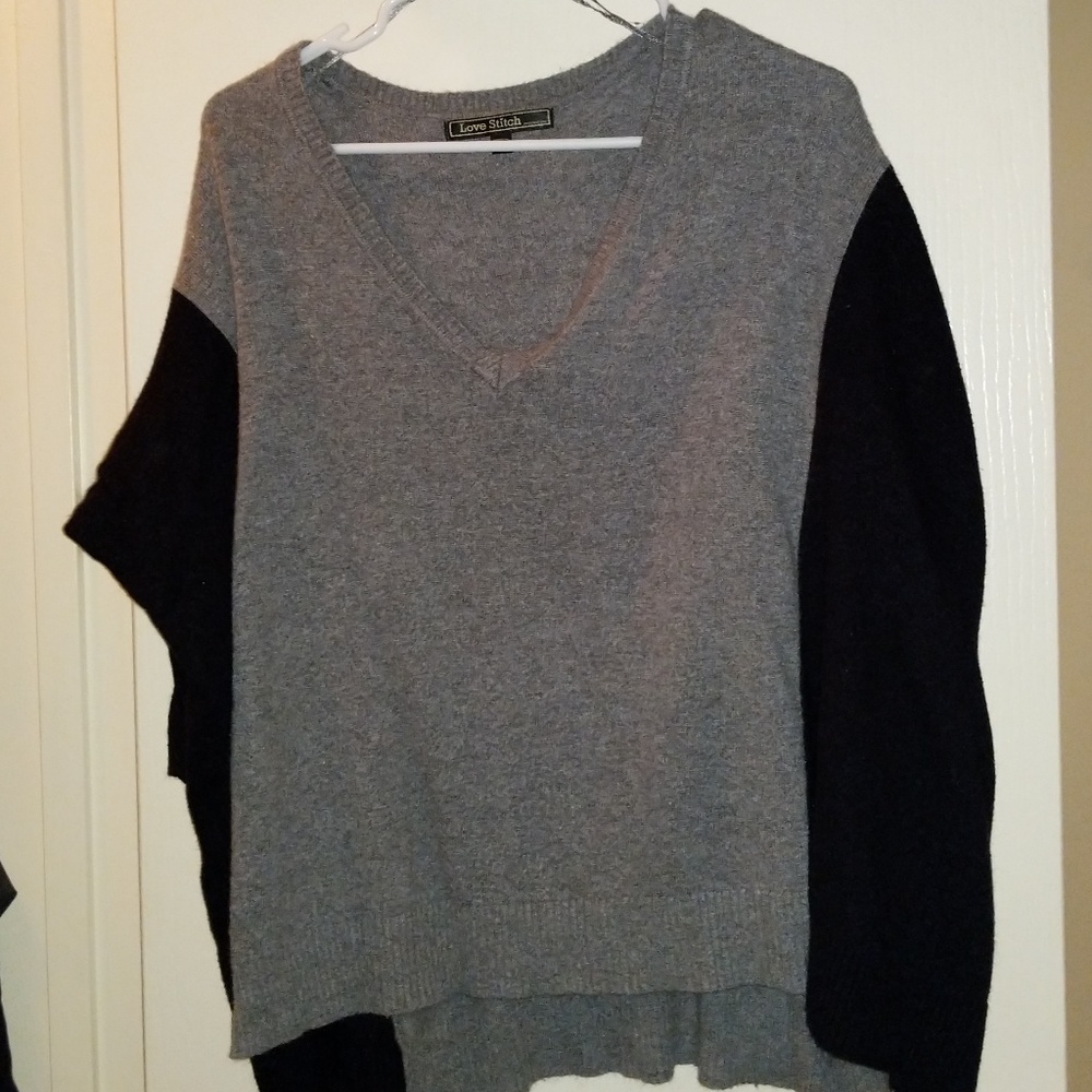 Love Stich sweater